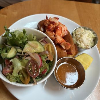 Devlin's - LOBSTER ROLL - HOT - American Near Me - Brighton, Massachusetts
