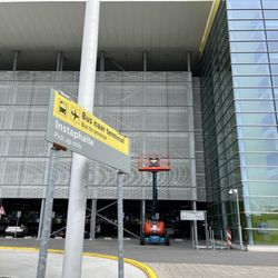 Schiphol P3 Lang Parkeren - Bus stop