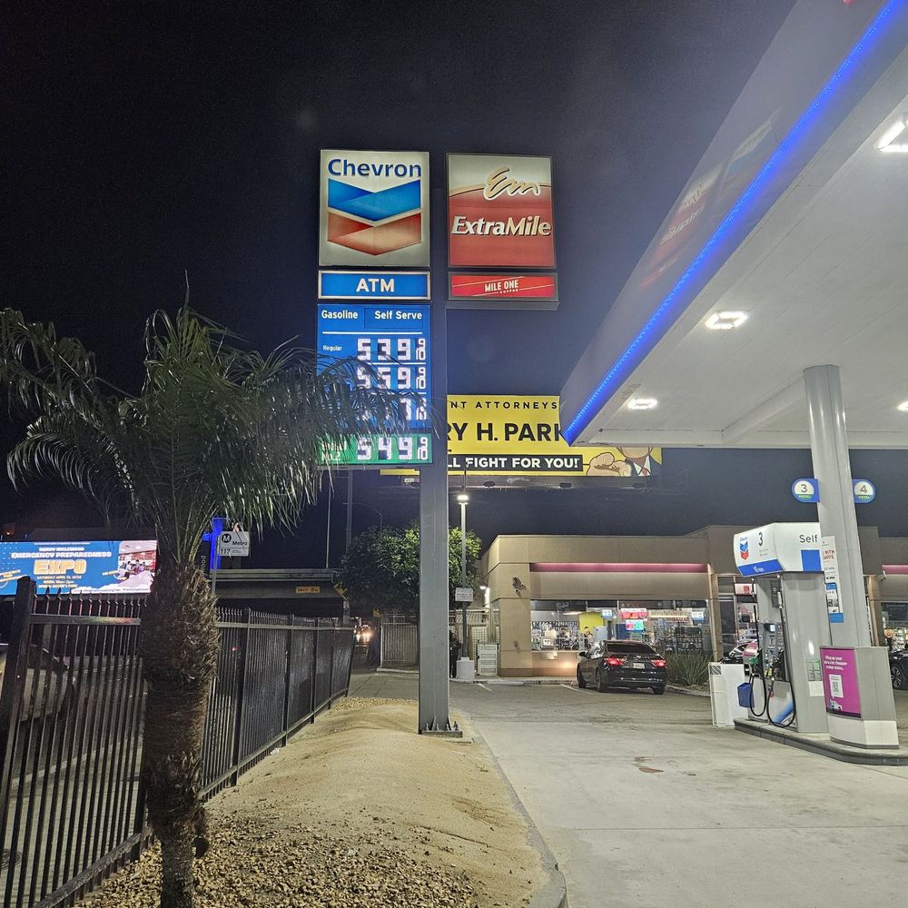 Chevron - Gas prices - Gas Stations Near Me - Inglewood, California Chevron - Gas prices - Gas Stations Near Me - Inglewood, California