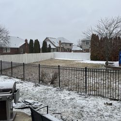 GnC Home Improvements - New Aluminum Fence