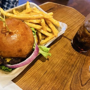 The Quarry Taphouse - Classic Smash Burger with Fries - Sports Bars Near Me - Hastings, Minnesota