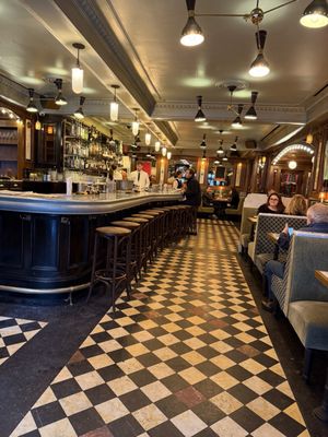 Café Chelsea by null