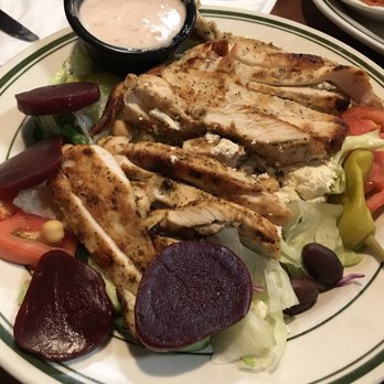 Red Olive Restaurant - Greek Salad mmmmmm - Greek Near Me - Southfield, Michigan