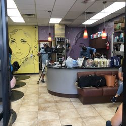 Imagen Salon - Jomari and his crew filming.