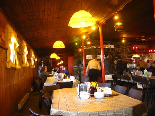 Cabane A Sucre Bouvrette by null