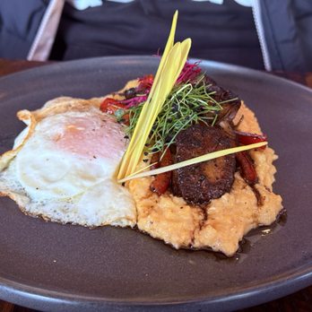 12 Farms Restaurant - New American Near Me - Hightstown, New Jersey