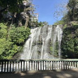 Hinulugang Taktak Falls