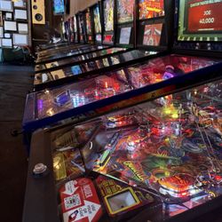 The Burl Arcade - Pinball