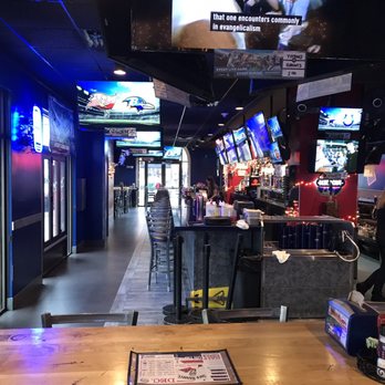 Arooga's Sports Tavern and Game Room - Bars Near Me - Patchogue, New York