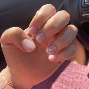 Glossy Nails Bar - Dip polish - Nail Salons Near Me - Apex, North Carolina