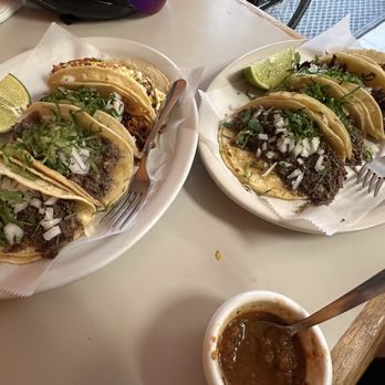 Lo Nuevo De Jalisco - Mexican Near Me - Houston, Texas