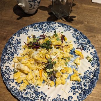 maman - Scrambled eggs - Breakfast & Brunch Near Me - Bethesda, Maryland maman - Scrambled eggs - Breakfast & Brunch Near Me - Bethesda, Maryland