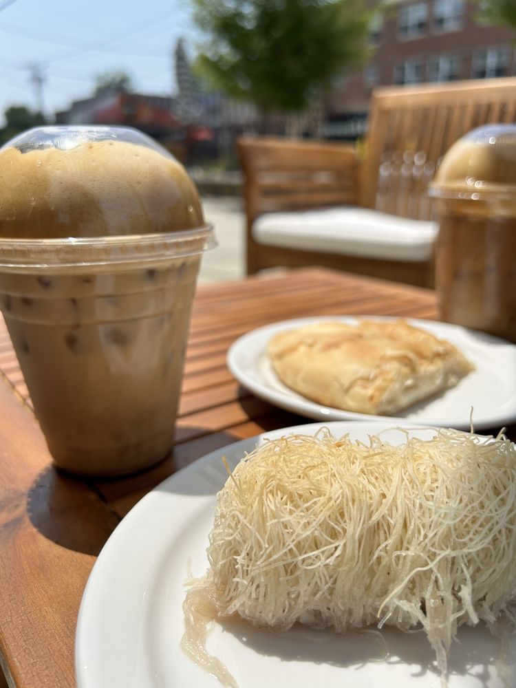 Food from Cafeneo