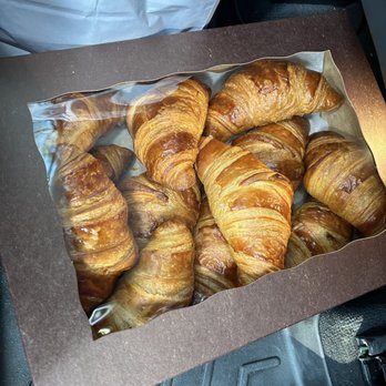 Boulangerie Du Monde - Some for the road, and just being a good house guest. - Bakeries Near Me - Cedarburg, Wisconsin