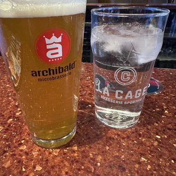 La Cage - Sports Bars Near Me - Montreal, Quebec