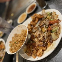 Kobe's Japanese Steakhouse - Chicken & Scallops with steak