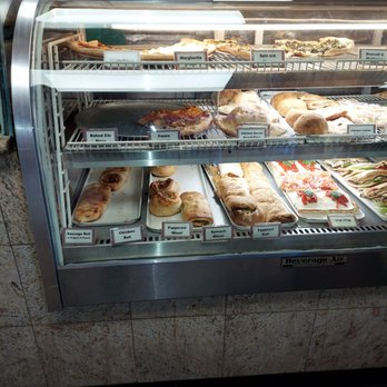Alba's Pizzeria & Restaurant - Pizza Near Me - Jamaica, New York