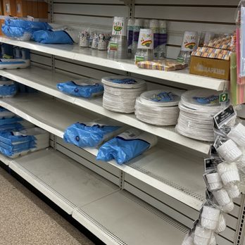 Dollar Tree - Empty shelf - Discount Store Near Me - San Juan Capistrano, California Dollar Tree - Empty shelf - Discount Store Near Me - San Juan Capistrano, California