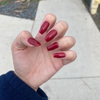 Queen Nails and Spa - Christmas Nails - Nail Salons Near Me - Carlsbad, California