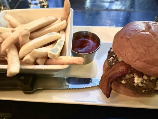 Quinn's Pub by null Quinn's Pub by null