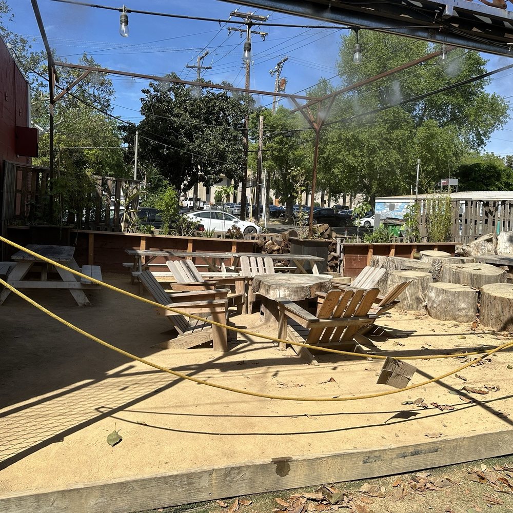 Federalist Pizza - Outside area under construction - Pizza Near Me - Sacramento, California Federalist Pizza - Outside area under construction - Pizza Near Me - Sacramento, California