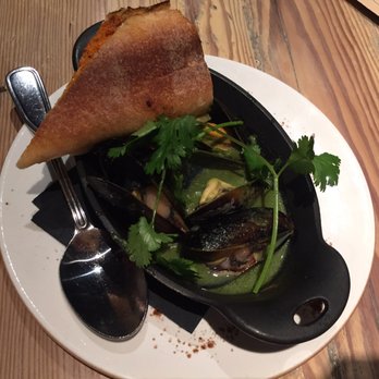 Lechon - Sautéed Mussels - Tapas Bars Near Me - Portland, Oregon Lechon - Sautéed Mussels - Tapas Bars Near Me - Portland, Oregon