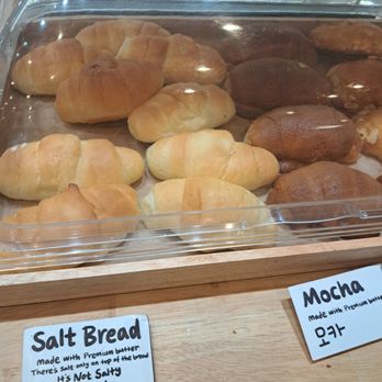 Concerto Bakery - Popular salt bread - Bakeries Near Me - Los Angeles, California