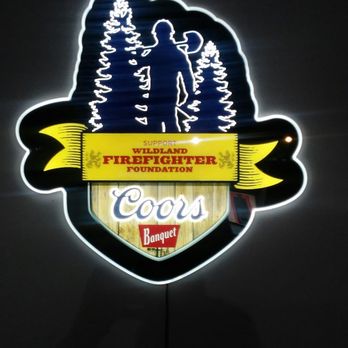 Daves Gardening & Tree - a neon sign for a beer company - Landscaping Near Me Daves Gardening & Tree - a neon sign for a beer company - Landscaping Near Me