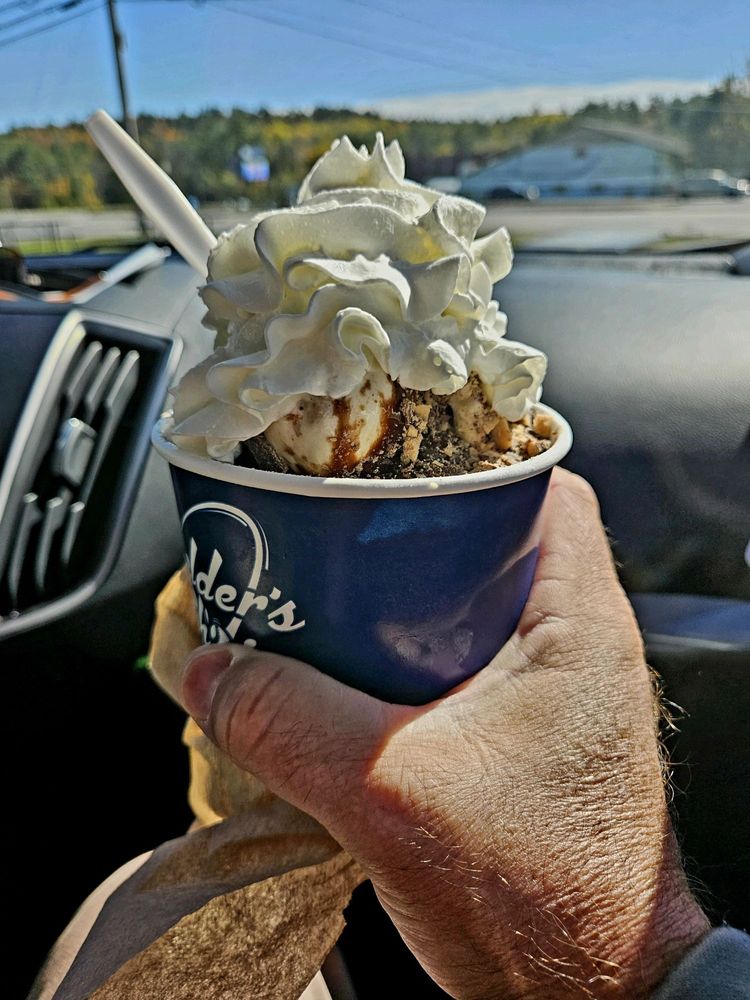 Fielder's Choice Ice Cream Logo
