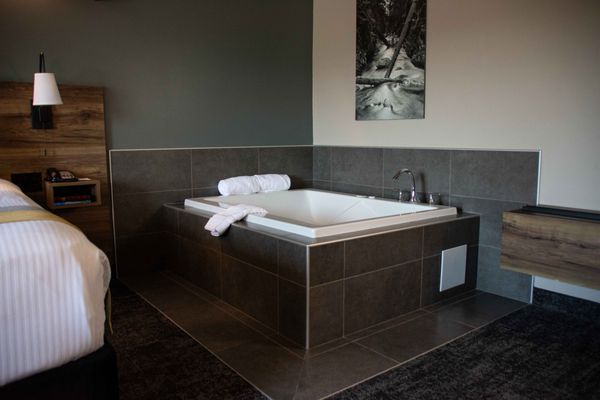 Hotel Ruby Sandpoint | Ponderay by null