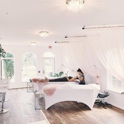 Lauren Abagale Bridal - Eyelash Extension Services