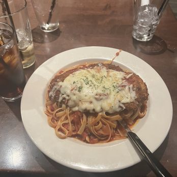 Rocco's Restaurant & Bar - The Parm - Italian Near Me - Wilmington, Massachusetts