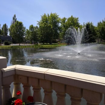 Twigs Bistro and Martini Bar - Fountain is up and running! - Bars Near Me - Spokane, Washington