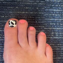 Mickey Nails & Spa