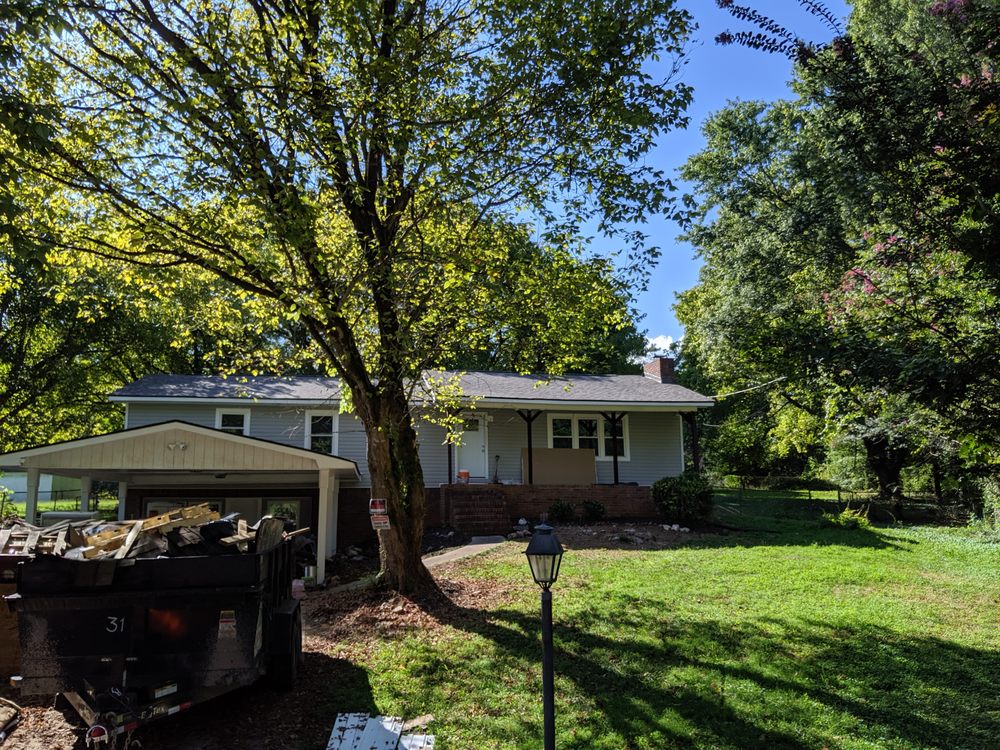 Slide of SGR Roofing