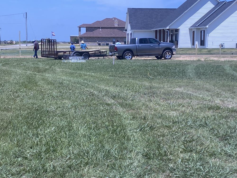 Slide of Taverloza Remodeling & Roofing