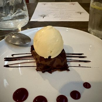 Puerto 511 - Dulce final - Peruvian Near Me - Baltimore, Maryland