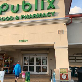 Publix Super Market - the entrance to the publix super market - Grocery Near Me - Cocoa Beach, Florida Publix Super Market - the entrance to the publix super market - Grocery Near Me - Cocoa Beach, Florida