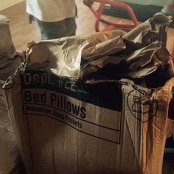 We Move U - One of the many damaged boxes! - Movers Near Me - Hawthorne, New York We Move U - One of the many damaged boxes! - Movers Near Me - Hawthorne, New York