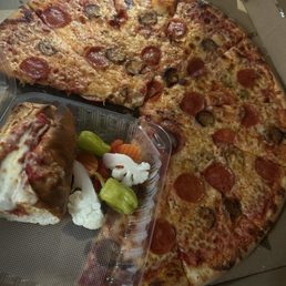 MANHATTAN PIZZERIA - Updated February 2026 - 290 Photos & 513