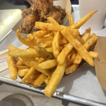 10Q Chicken - fries - Chicken Shop Near Me - Evanston, Illinois