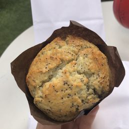 Lemon Poppy Seed Muffin