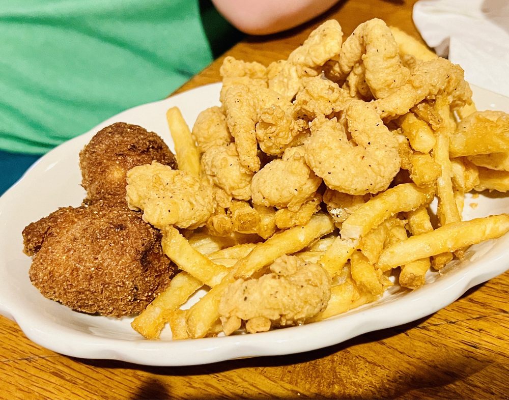 THE CHIMES EAST Updated August 2024 829 Photos & 677 Reviews