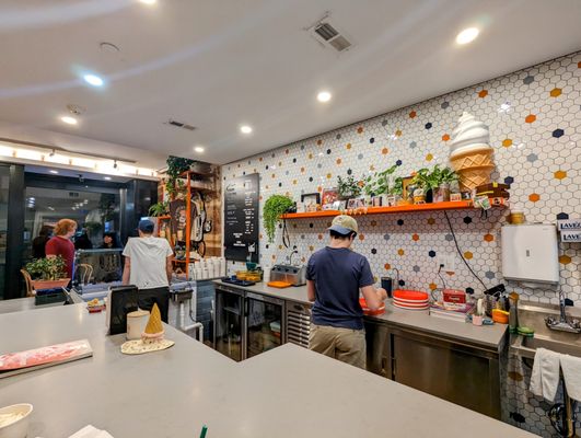 Cuzzy’s Ice Cream Parlor by null