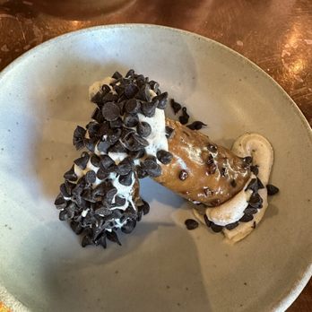 Dolly Olive - Cannoli - Italian Near Me - Portland, Oregon