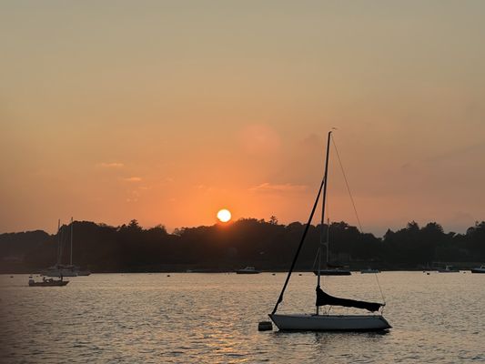 BREAKWATER by null