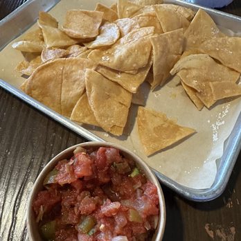 La Central Tacos - Chips & Salsa - Tacos Near Me - Tampa, Florida La Central Tacos - Chips & Salsa - Tacos Near Me - Tampa, Florida