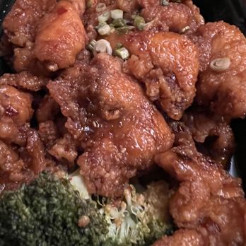 Saito Kitchen - Chinese Near Me - Gorham, Maine