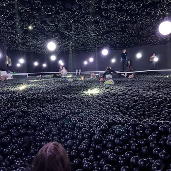 Balloon Museum - Ball pit - Art Museums Near Me - Los Angeles, California