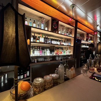 Honeycomb Hi-Fi Lounge